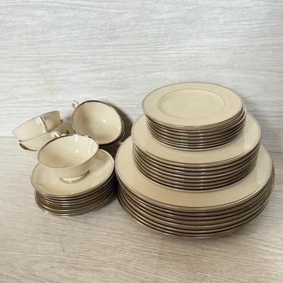 LOT 443D: Lenox Montclair B501 Dinnerware Set