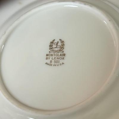 LOT 443D: Lenox Montclair B501 Dinnerware Set