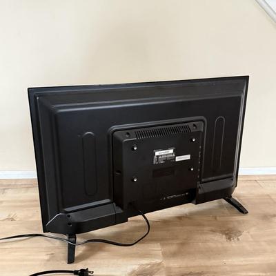 LOT 447F: Westinghouse 32” TV Model WD32HB1120-C