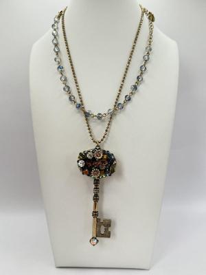 LOT 347J: 34” Betsey Johnson Gold Tone Ornate Key Pendant Necklace