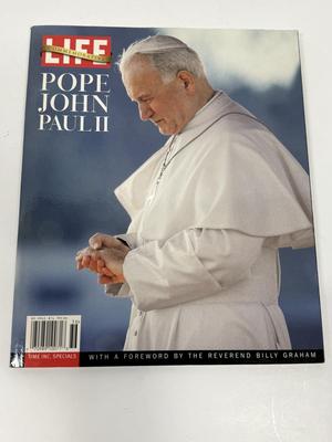 Life Magazine Commemorative Edition: Pope John Paul II