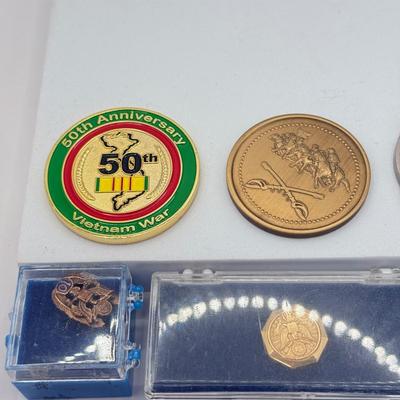 LOT 353J: Collection of Military Coins & Pins