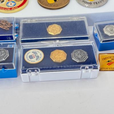 LOT 353J: Collection of Military Coins & Pins