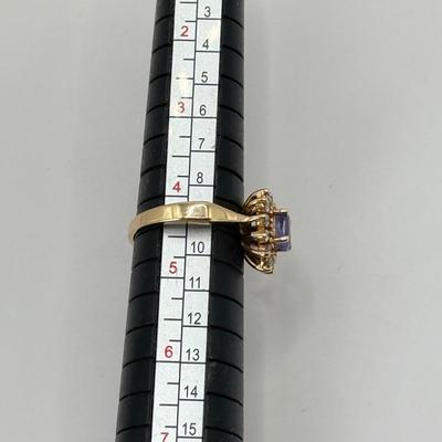 LOT 356J: Size 4.25 Vintage 14kt Gold Blue Gemstone and Diamond Ring (3.05g)