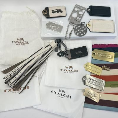 LOT 323J: Coach Cloth Bags & Keychains / Bag Tags