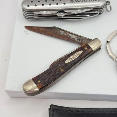LOT 324J: Arrow Pen & Collection of Pocket Knives: Swiss, Winchester & Craftsman