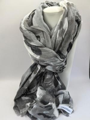 LOT 330J: Michael Kors Fashion Scarf