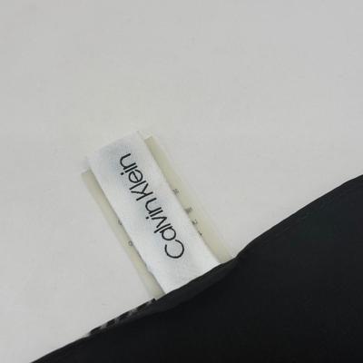 LOT 450J: Calvin Klein Fashion Scarf