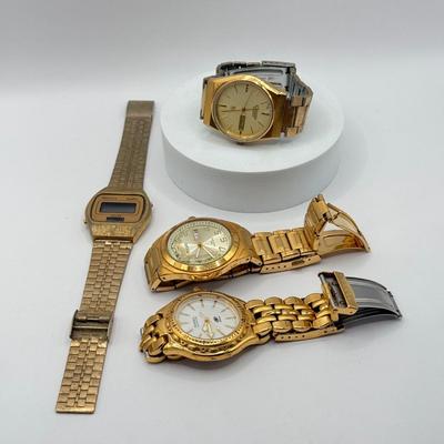 LOT 451J: Collection of Men’s Watches: Pulsar, Citizen, Fossil
