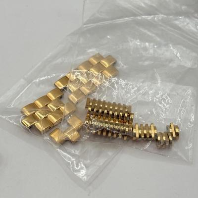 LOT 452J: Gold Tone Watch Collection: Citizen & Bulova