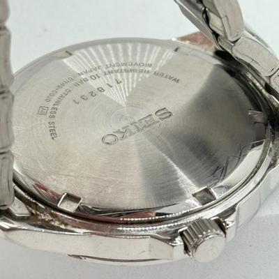 LOT 456J: Fossil Mood Watch Face w/ Men’s Watches: Seiko, Pulsar & Invicta