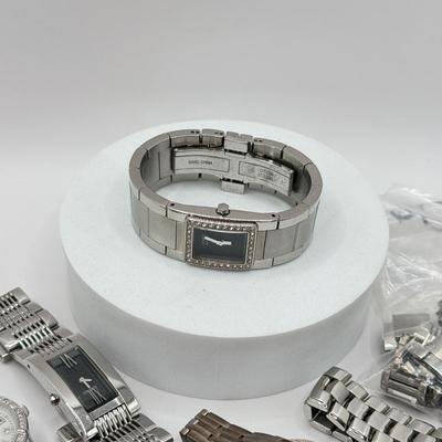 LOT 458J: Silver Tone Watch Collection: Seiko, Citizen, Bulova