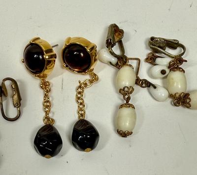 5 Pair of Earrings