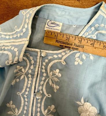 Vintage Chuchi cotton Blouse Top Kaftan embroidered blue white