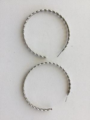 Beautiful unmarked silver tone fashion hoops