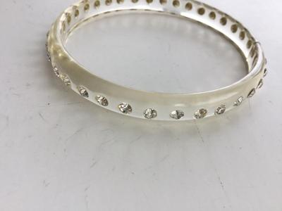 Beautiful clear fashion bracelet
