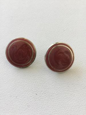 Beautiful enamel type round earrings