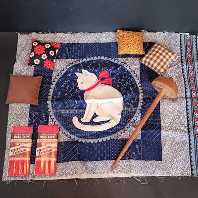 LOT 198: Vintage Sewing Handbag w/ Singer West Germany Scissors, Crochet Thread & More