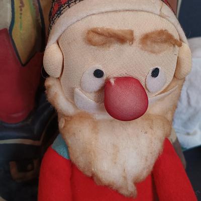 LOT 200: Vintage Santa Blow Mold, Knee Hugger, 50s Style Christmas Kittens Apron & More