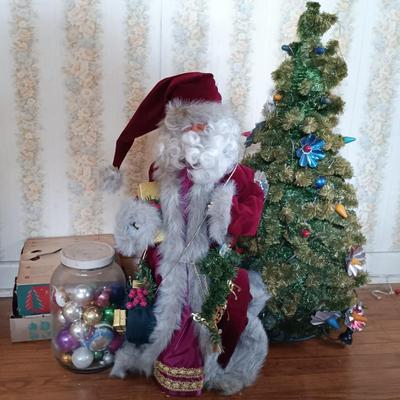 LOT 207: Vintage MCM 30" Christmas Tree with Ornaments, Plasco Plastic Mini Christmas Tree & More