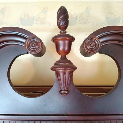 LOT 218: Pulaski-Style 7ft Curio Cabinet