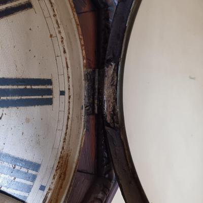 LOT 222: Waterbury Clock Co. Regulator A Wall Clock