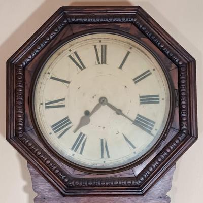 LOT 222: Waterbury Clock Co. Regulator A Wall Clock