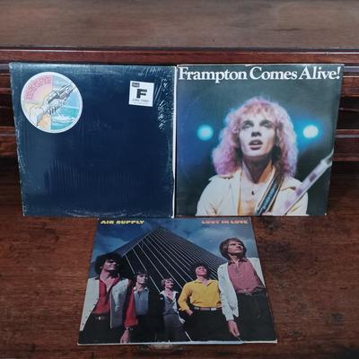 LOT 237: Vintage LPs- Foreigner, Jefferson Starship, Pink Floyd & More