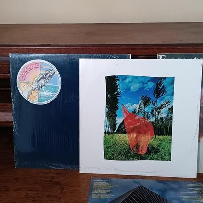 LOT 237: Vintage LPs- Foreigner, Jefferson Starship, Pink Floyd & More