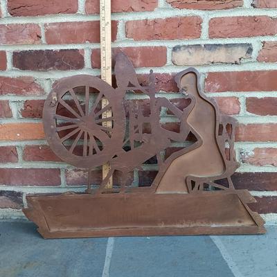 LOT 242: Vintage Syroco 'The Spinning Jenny' Wall Plaque w/ Coppercraft Guild Taunton, MA Decorative Plate