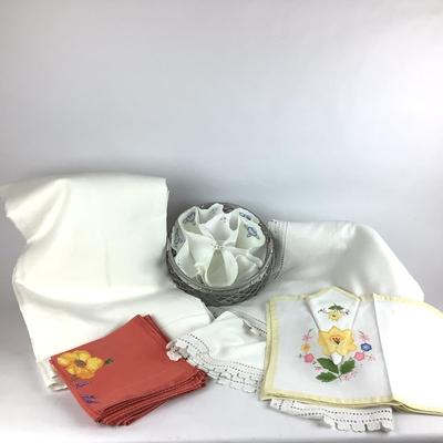 HC728 Large White Linen Tablecloth with Floral Embroidered Placemats and Basket Doily