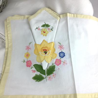 HC728 Large White Linen Tablecloth with Floral Embroidered Placemats and Basket Doily