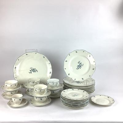 K731 Theodore Haviland New York 25pc Set of China
