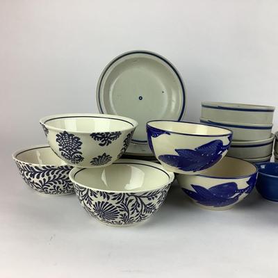 K736 Lg Lot of Iron Mountain Huckleberry Blue , Fiesta, Villeroy & Boch China