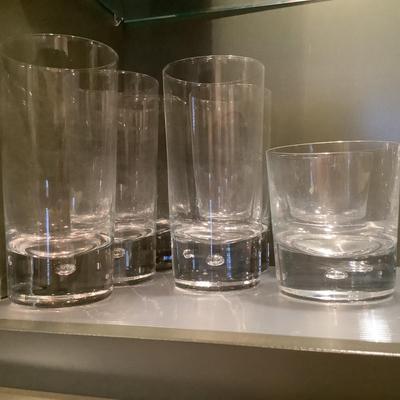 K819 Large Lot of Glassware