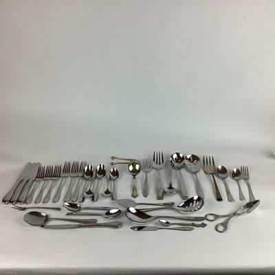 K830 Lot of 29pcs of Dansk Stainless Flatware & Serving Pieces