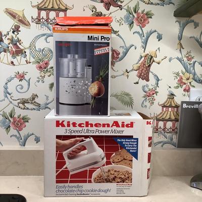 K834 Kitchen Aid Handmixer and Krups Mini Pro