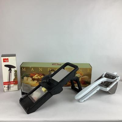 K839 Mandoline and Pineapple Slicer
