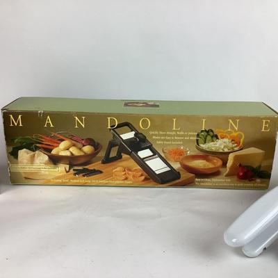 K839 Mandoline and Pineapple Slicer