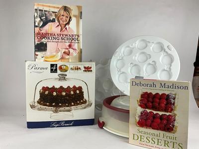 K843 Glass Cake Cover with Plastic 2-Tier Cake Carrier and Baking Cookbooks