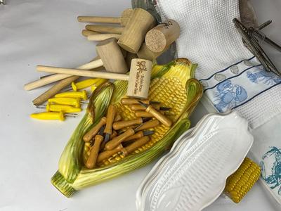 K845 Large Seafood Steamer Pot with Corn Plates, Crab Mallets, and more