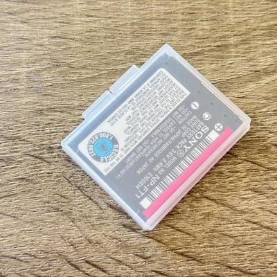 LOT 2K: Sony CyberShot DSC-110 Digital Camera