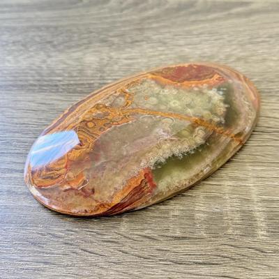 LOT 4K: Exquisite Marble Glass Dishes