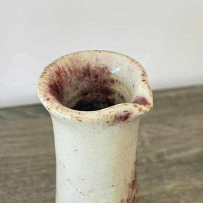 LOT 8K: Stoneware Pottery Collection, One Piece Signed “Wendy”