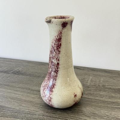 LOT 8K: Stoneware Pottery Collection, One Piece Signed “Wendy”