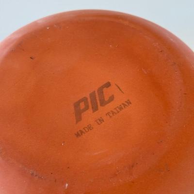 LOT 11K: Terra Cotta PIC Chip & Dip Serving Dish, Garlic Holder & Grinding Dish