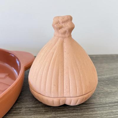 LOT 11K: Terra Cotta PIC Chip & Dip Serving Dish, Garlic Holder & Grinding Dish