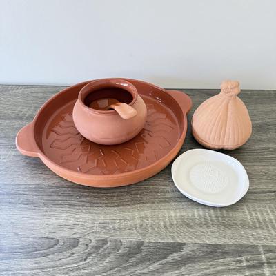 LOT 11K: Terra Cotta PIC Chip & Dip Serving Dish, Garlic Holder & Grinding Dish