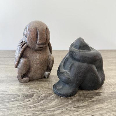 LOT 17K: Stone Carved Rabbit signed by Artist made in Zimbabwe
