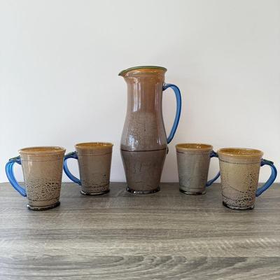 LOT 19K: Exquisite Art Glass Pitcher w/ 4 Matching Mugs